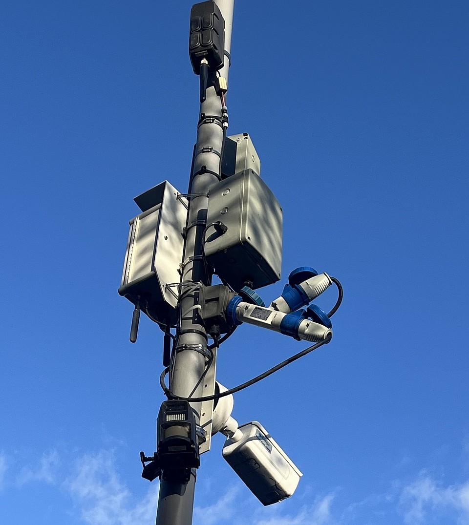 Visual Intelligence Anywhere: 1. IOT Surveillance Cameras • one remote cameras and GPDR certified  Cameras optimized for low power and 3G/4G/5G IOT networks • Products enhanced for security and SLA management • IOT cameras – including the self-powered iDCam Pro standal